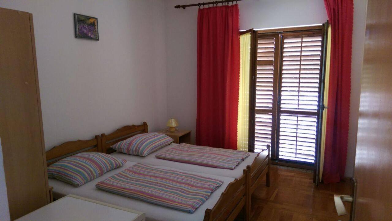 Apartmani Slavica Biograd Na Moru Buitenkant foto