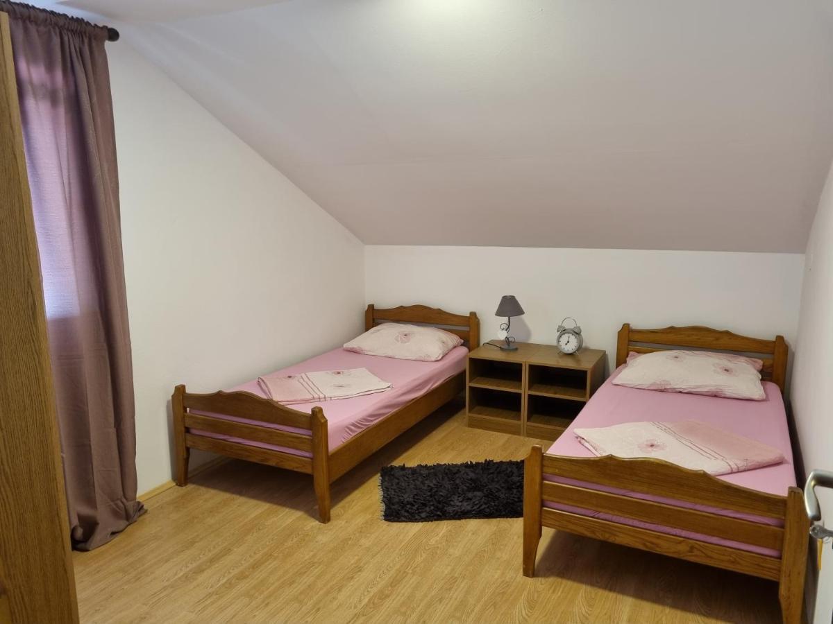Apartmani Slavica Biograd Na Moru Buitenkant foto