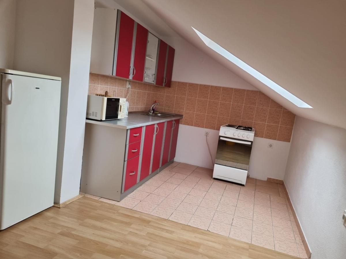 Apartmani Slavica Biograd Na Moru Buitenkant foto